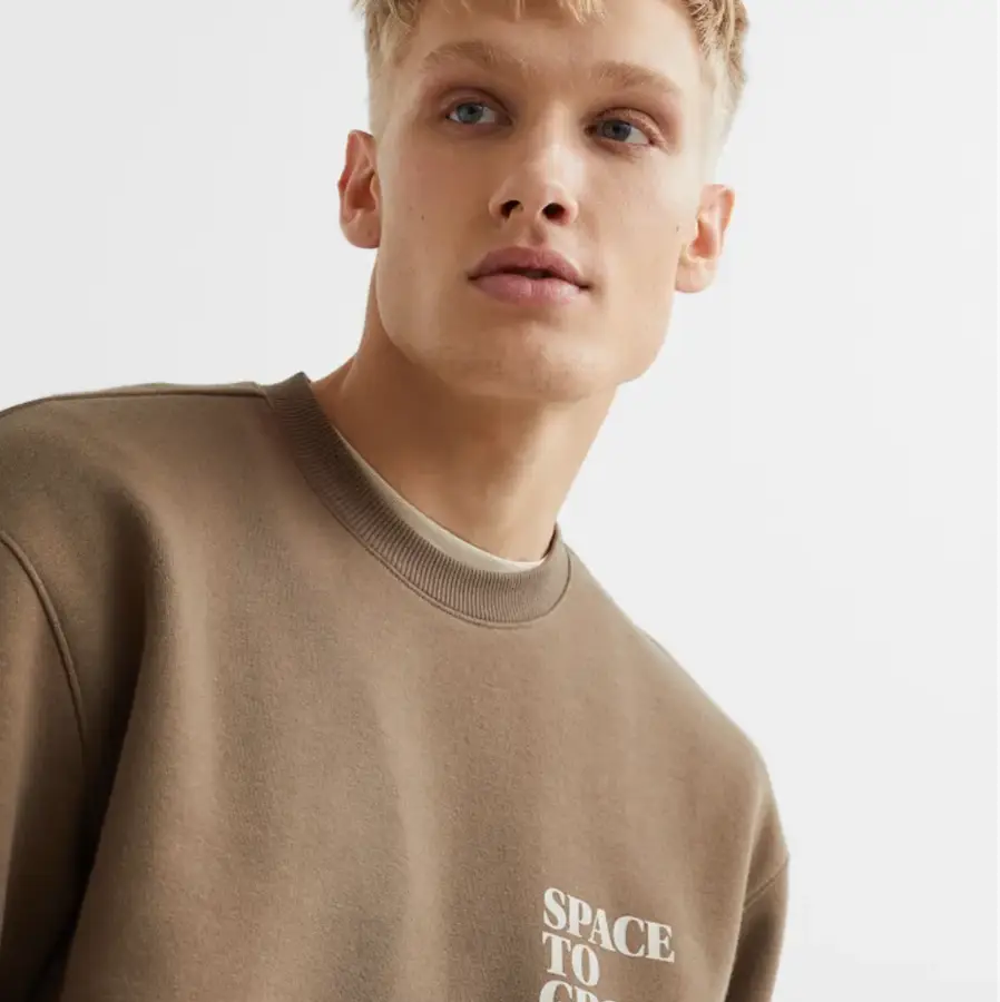 Custom Unisex Winter Sweatshirt Hoodie Embroidered Digital Printing Beaded Double-Layer Collar ODM Service Plain Dyed Lining — Zefal Industries product photograph 3 of 6