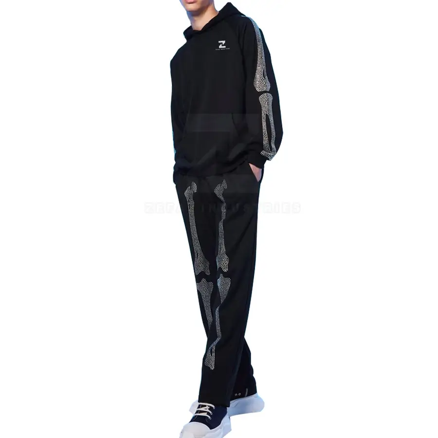 Wholesale Premium Quality Lightweight Winter Hooded Eco-Friendly Men Tracksuits Jogging Apparel — Zefal Industries product photograph 1 of 6