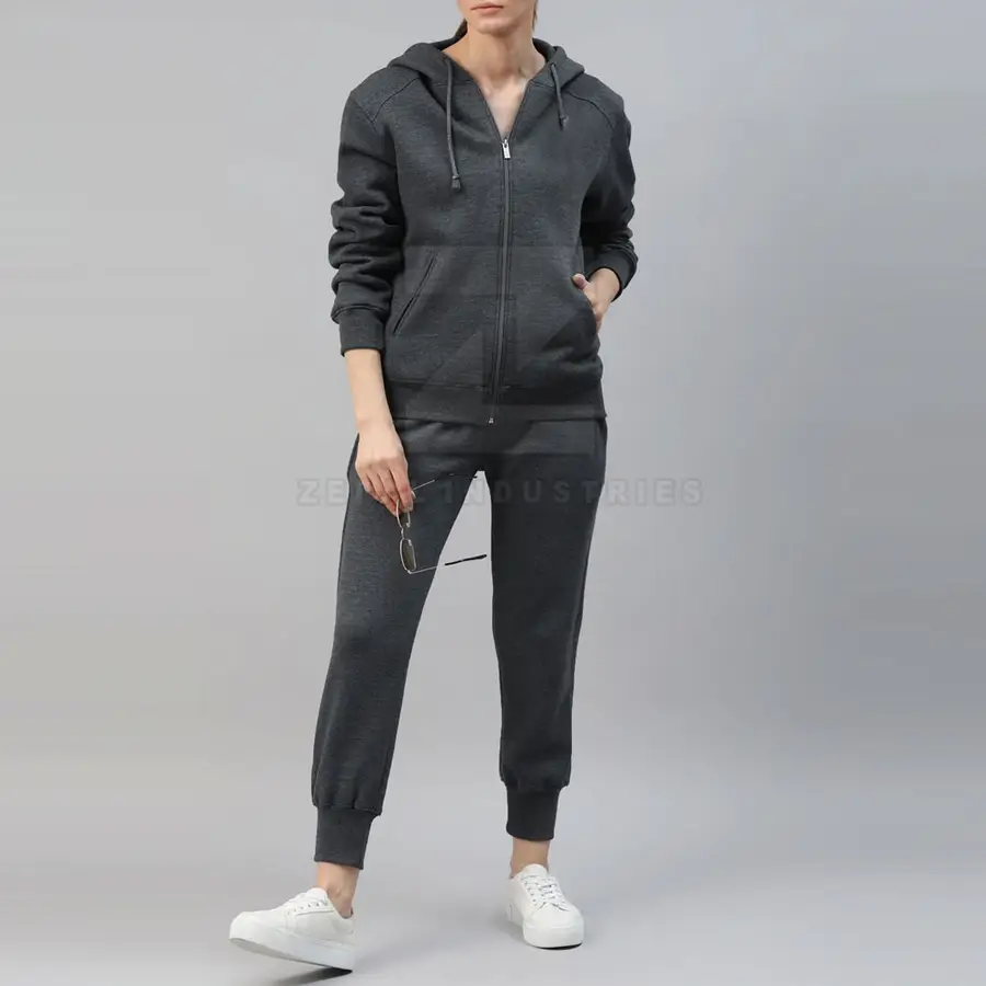 Premium Quality Wholesale Women Winter Plus Size Hooded Windproof Breathable Tracksuits Sets 100% Cotton Customizable Low MOQ — Zefal Industries product photograph 1 of 6