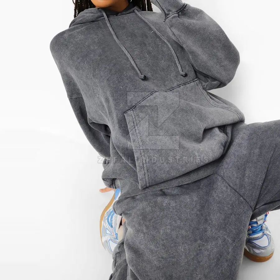 Customized Winter Plus Size Windproof Hooded Women Tracksuits Sets 100% Cotton Eco-Friendly Breathable Wholesale — Zefal Industries product photograph 3 of 6