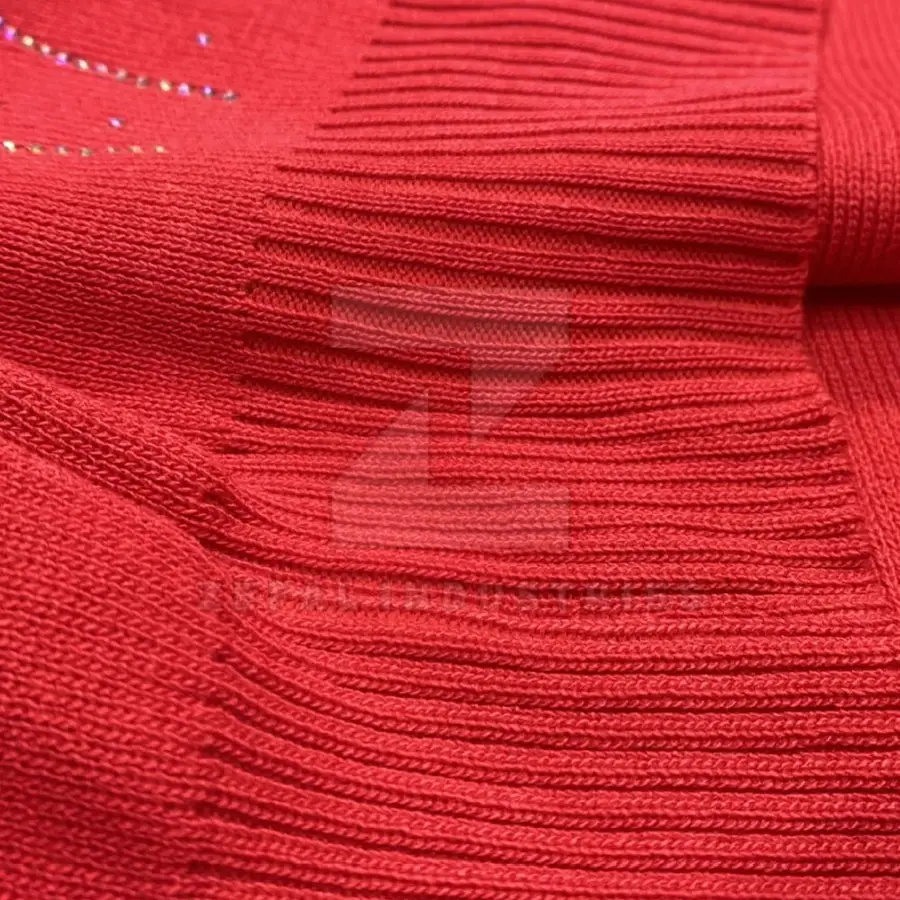 Online Pakistan Made Winter Hooded Eco-Friendly Breathable Plus Size Lightweight Women Tracksuits High Performance Premium — Zefal Industries product photograph 6 of 6