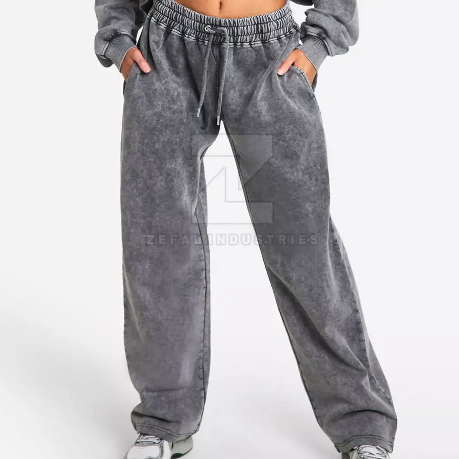 OEM Service Women Winter Breathable Windproof Plus Size Tracksuits Sets Wholesale Customized Logo High Quality — Zefal Industries product photograph 4 of 6