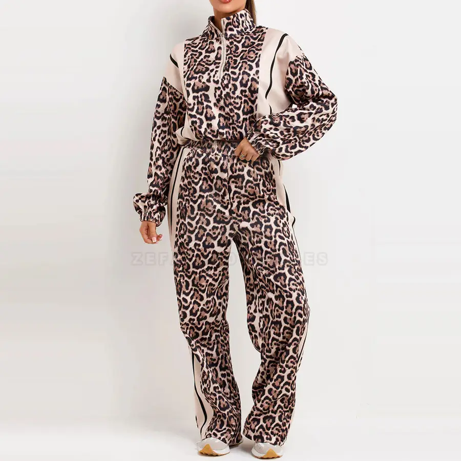Outdoor Use Winter Hooded Eco-Friendly Women's Tracksuits Custom Color 100% Cotton OEM Service Hot Selling — Zefal Industries product photograph 1 of 6