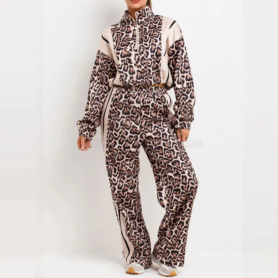Outdoor Use Winter Hooded Eco-Friendly Women's Tracksuits Custom Color 100% Cotton OEM Service Hot Selling — Zefal Industries product photograph 4 of 6